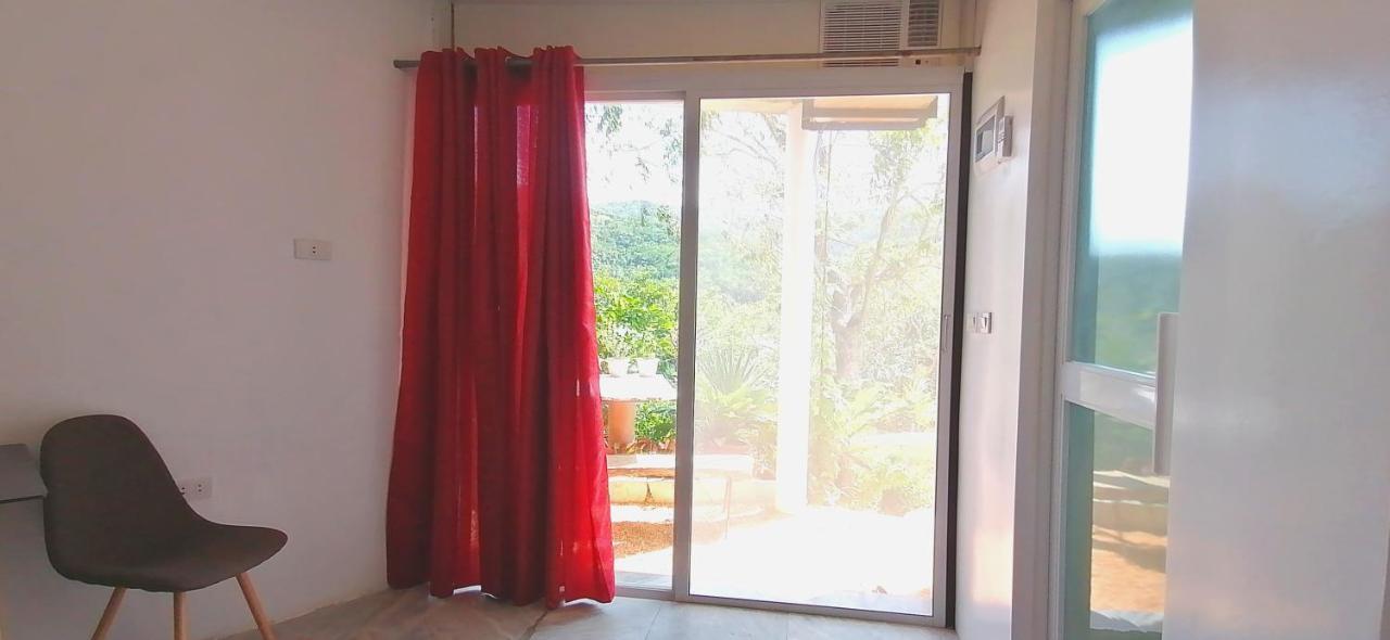 Lonos Circle Private Garden Bed & Breakfast Romblon Eksteriør bilde