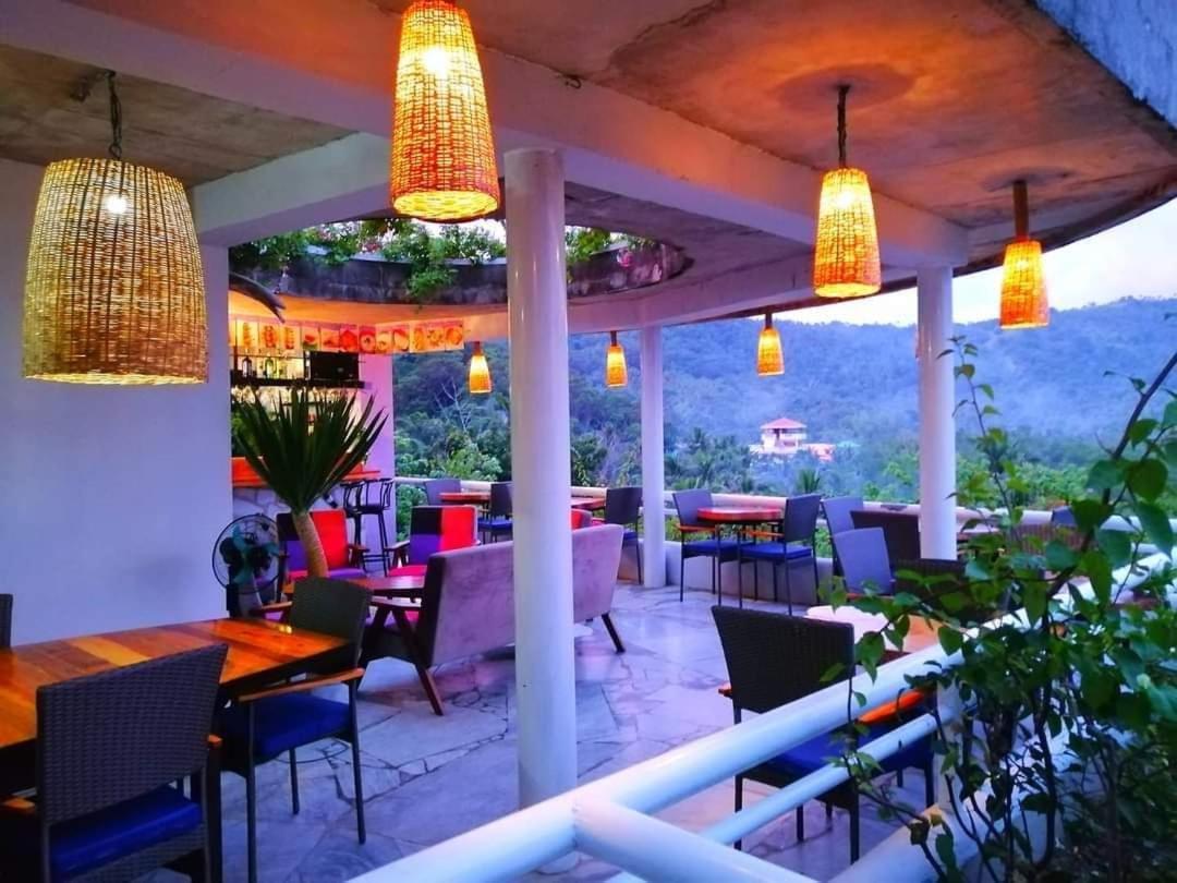 Lonos Circle Private Garden Bed & Breakfast Romblon Eksteriør bilde